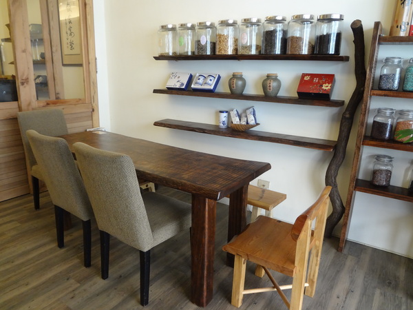 飲食宴樂：1021212[官本金文愛台灣口碑券第22彈]飲食宴樂品味高尚人生將傳奇台灣香檬帶入各式各樣的美食