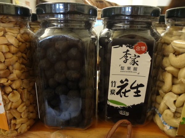 飲食宴樂：1021212[官本金文愛台灣口碑券第22彈]飲食宴樂品味高尚人生將傳奇台灣香檬帶入各式各樣的美食