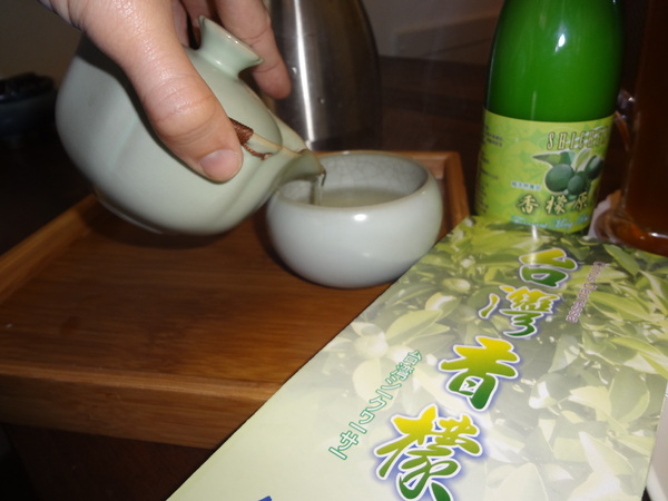 飲食宴樂：1021212[官本金文愛台灣口碑券第22彈]飲食宴樂品味高尚人生將傳奇台灣香檬帶入各式各樣的美食