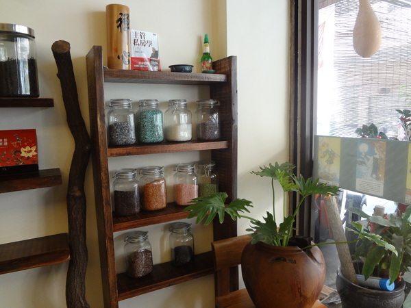 飲食宴樂：1021212[官本金文愛台灣口碑券第22彈]飲食宴樂品味高尚人生將傳奇台灣香檬帶入各式各樣的美食