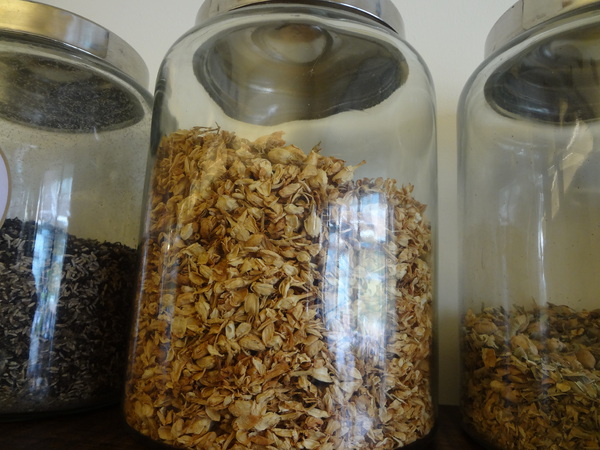 飲食宴樂：1021212[官本金文愛台灣口碑券第22彈]飲食宴樂品味高尚人生將傳奇台灣香檬帶入各式各樣的美食