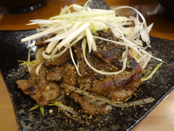 丸太拉麵(工學店)：1021210[官本金文愛台灣口碑券第21彈]丸太拉麵(工學店)柴米油鹽醬醋茶每一碗都是幸福又感動