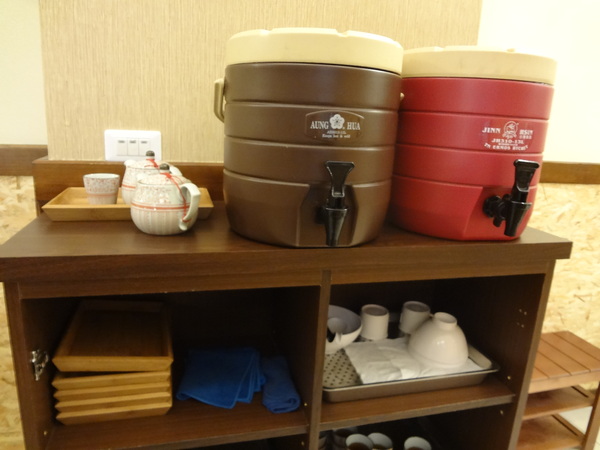 丸太拉麵(工學店)：1021210[官本金文愛台灣口碑券第21彈]丸太拉麵(工學店)柴米油鹽醬醋茶每一碗都是幸福又感動