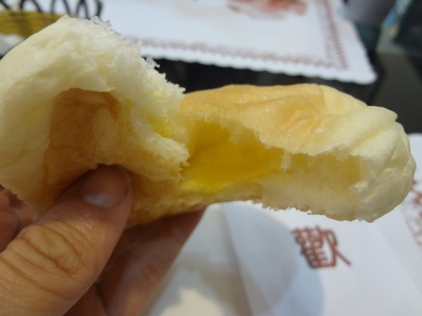 魔牛牛排館：1021126[官本金文愛台灣]魔牛牛排館老闆超有愛心不分貧富貴賤讓大家都能享用到滿滿愛心的排餐