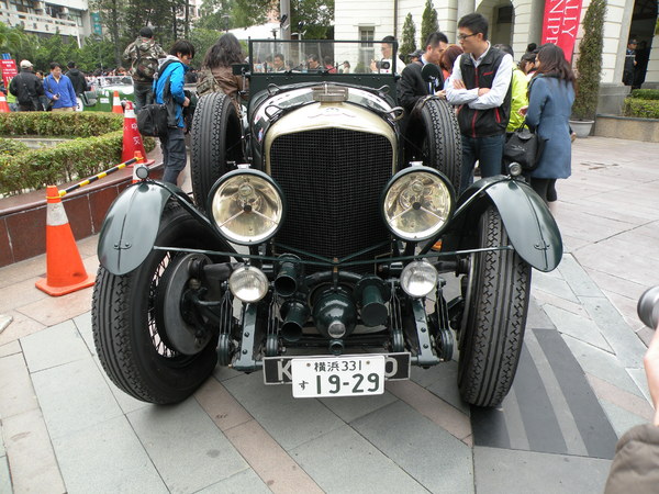 感謝臺灣2013 RALLY NIPPON古董車環台(臺中場)：1021128[官本金文愛台灣]2013 RALLY NIPPON古董車環台創辦人小林雄介感謝臺灣於日本311震災時大力協助賑災