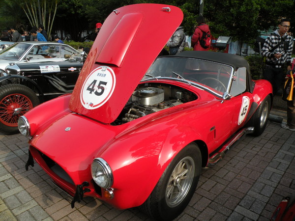 感謝臺灣2013 RALLY NIPPON古董車環台(臺中場)：1021128[官本金文愛台灣]2013 RALLY NIPPON古董車環台創辦人小林雄介感謝臺灣於日本311震災時大力協助賑災