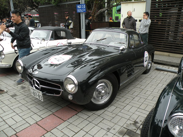 感謝臺灣2013 RALLY NIPPON古董車環台(臺中場)：1021128[官本金文愛台灣]2013 RALLY NIPPON古董車環台創辦人小林雄介感謝臺灣於日本311震災時大力協助賑災