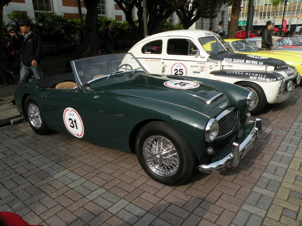 感謝臺灣2013 RALLY NIPPON古董車環台(臺中場)：1021128[官本金文愛台灣]2013 RALLY NIPPON古董車環台創辦人小林雄介感謝臺灣於日本311震災時大力協助賑災