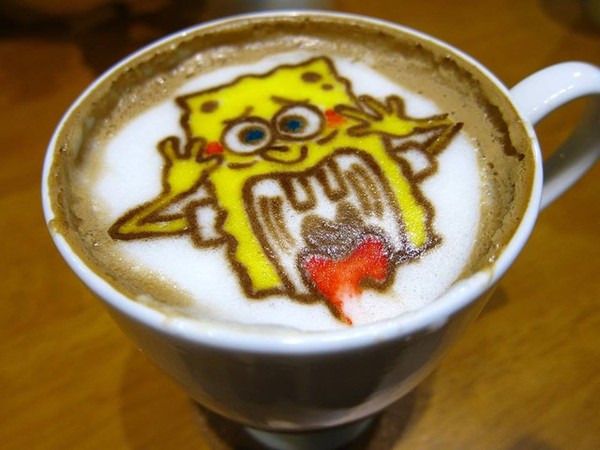 麥克菲咖啡館:<台中|西屯>限量客製化彩色拉花~超卡挖娃海綿飽飽拉花~麥克菲輕食咖啡 McFee Cafe