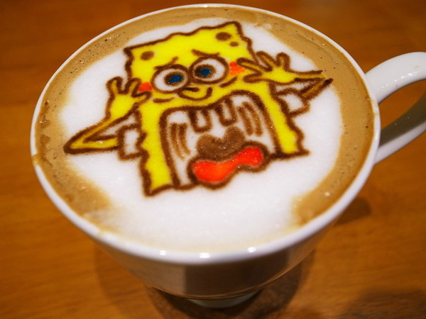 麥克菲咖啡館:<台中|西屯>限量客製化彩色拉花~超卡挖娃海綿飽飽拉花~麥克菲輕食咖啡 McFee Cafe