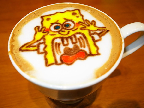 麥克菲咖啡館:<台中|西屯>限量客製化彩色拉花~超卡挖娃海綿飽飽拉花~麥克菲輕食咖啡 McFee Cafe