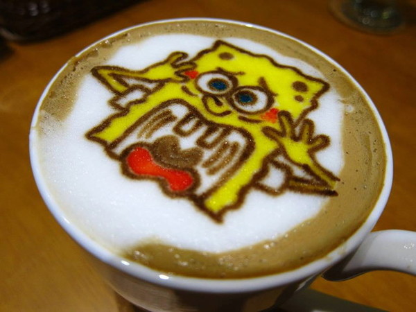 麥克菲咖啡館:<台中|西屯>限量客製化彩色拉花~超卡挖娃海綿飽飽拉花~麥克菲輕食咖啡 McFee Cafe