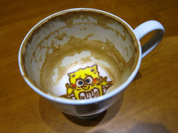 麥克菲咖啡館:<台中|西屯>限量客製化彩色拉花~超卡挖娃海綿飽飽拉花~麥克菲輕食咖啡 McFee Cafe