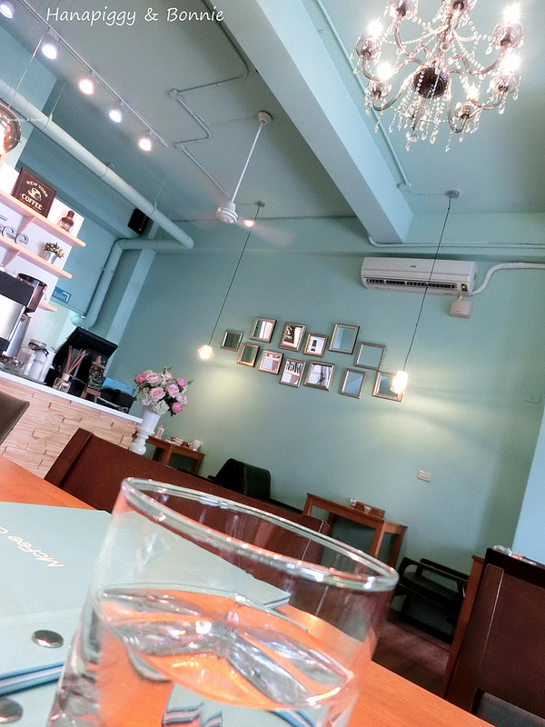 2014.04.27MCFee Cafe (1)