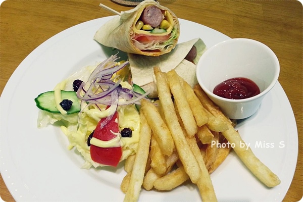 1921164_10201363845762154_542171260_o