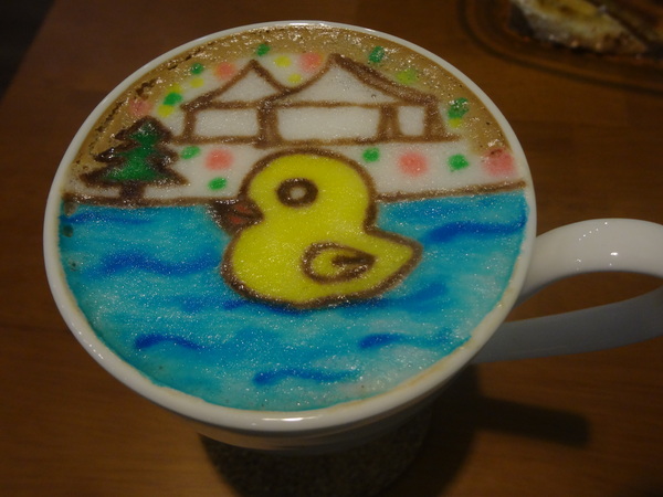 麥克菲咖啡館：1021109[官本金文愛台灣]三訪McFee Cafe'麥克菲咖啡館叮叮噹黃色小鴨到臺中一起過聖誕節