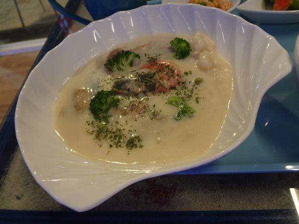 藍色地圖咖啡館：1021001[官本金文愛台灣]第三雷空有地中海風格的藍色地圖咖啡館Bule Map餐點須再加強