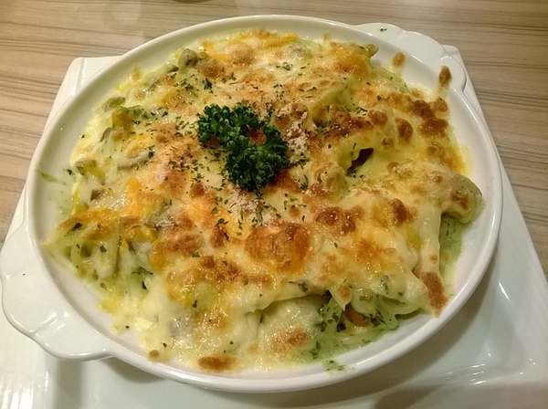 DUMA brunch&pasta：環境好、服務佳，初訪Duma品嘗還不錯的焗烤義大利麵