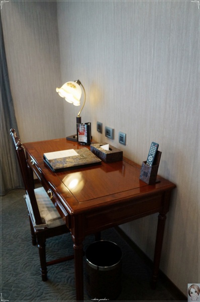 皇家季節酒店(台中中港館)：[台中追五月天小旅行]台中 皇家季節酒店~古典雅致風的商務飯店(上)