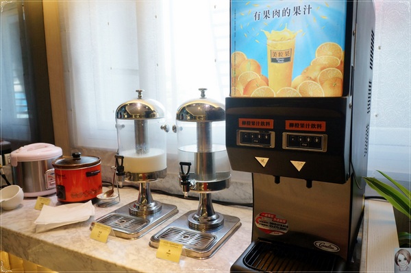 皇家季節酒店(台中中港館)：[台中追五月天小旅行]台中 皇家季節酒店~古典雅致風的商務飯店(下)