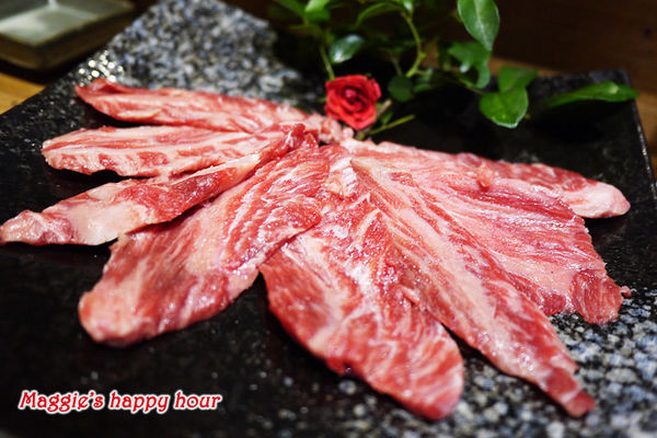 炭火燒肉 無敵 Muteki：【炭火燒肉 無敵 Muteki】巿民大道。和牛燒肉專門店。精緻的燒肉饗宴