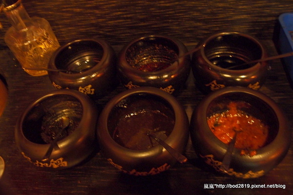 鍋加鍋(一鍋一燒)(台中東海)：【台中東海】鍋加鍋(一鍋一燒)－一鍋一燒主餐選的好應該挺划算的，價位便宜