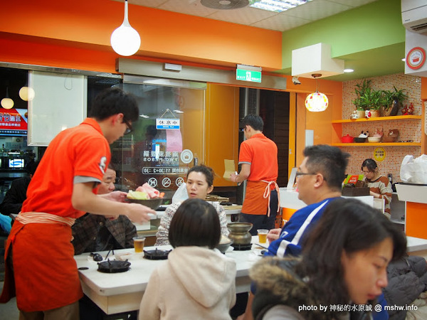 兩披索靓鍋(新竹林森店)：【食記】新竹Two Pesos兩披索靓鍋林森店@東區 : 平價百元火鍋,創意新享受