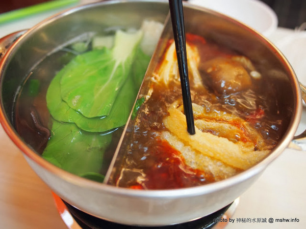 兩披索靓鍋(新竹林森店)：【食記】新竹Two Pesos兩披索靓鍋林森店@東區 : 平價百元火鍋,創意新享受