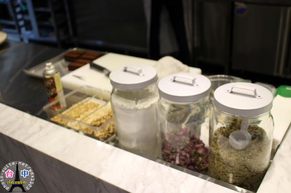 德爾芙餐廳 de reve cafe:德爾芙咖啡de reve cafe✪可口精緻甜點in巴黎鐵塔~102.12.18