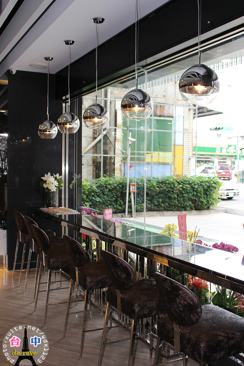 德爾芙餐廳 de reve cafe:德爾芙咖啡de reve cafe✪可口精緻甜點in巴黎鐵塔~102.12.18