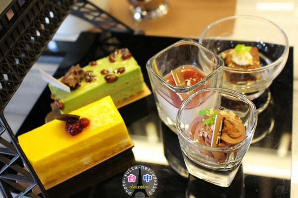 德爾芙餐廳 de reve cafe:德爾芙咖啡de reve cafe✪可口精緻甜點in巴黎鐵塔~102.12.18