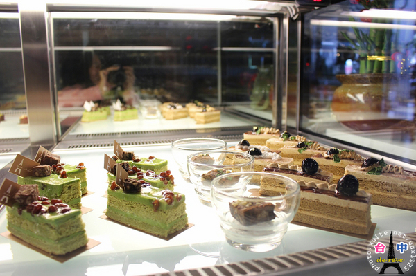 德爾芙餐廳 de reve cafe:德爾芙咖啡de reve cafe✪可口精緻甜點in巴黎鐵塔~102.12.18
