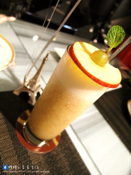 德爾芙餐廳 de reve cafe:〖台中│美食〗德爾芙餐廳 de reve cafe(民權店) ❤ 平日限定~法式甜點吃到飽!!4/30前一人只要350元,還有附薯條、沙拉及飲品~快揪姐妹們來享用貴婦等級的下午茶唷!!