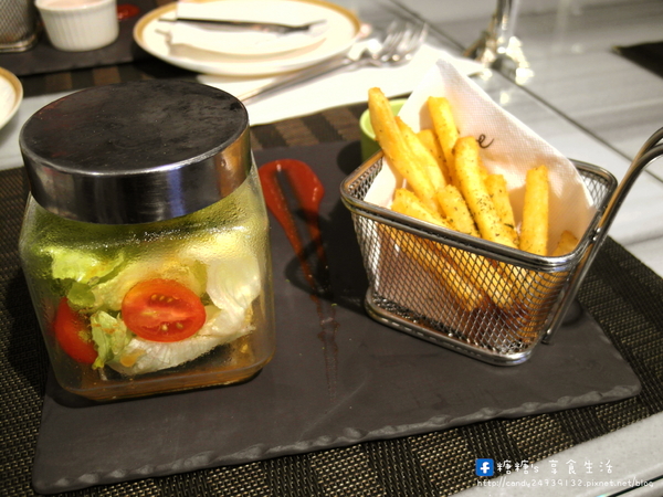 德爾芙餐廳 de reve cafe:〖台中│美食〗德爾芙餐廳 de reve cafe(民權店) ❤ 平日限定~法式甜點吃到飽!!4/30前一人只要350元,還有附薯條、沙拉及飲品~快揪姐妹們來享用貴婦等級的下午茶唷!!