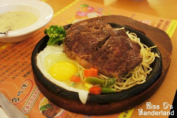 1390840174-129554866