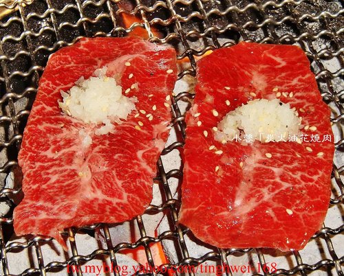 油花炭火燒肉專門店:『炭火油花燒肉專門店』吃精巧不吃粗飽的燒肉店~