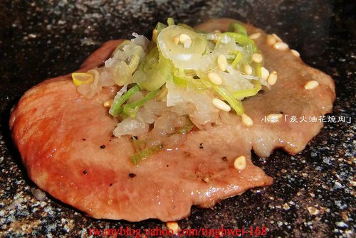 油花炭火燒肉專門店:『炭火油花燒肉專門店』吃精巧不吃粗飽的燒肉店~