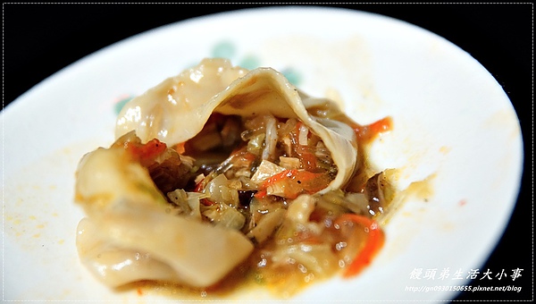 五福手工水餃：【五福手工水餃】顆顆飽滿～純手工製作的好滋味