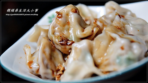 五福手工水餃：【五福手工水餃】顆顆飽滿～純手工製作的好滋味