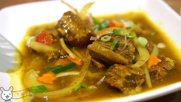 Lacuz 新泰食餐廳(台大公館店):【食記】《Lacuz 新泰食餐廳》泰式單點吃到飽