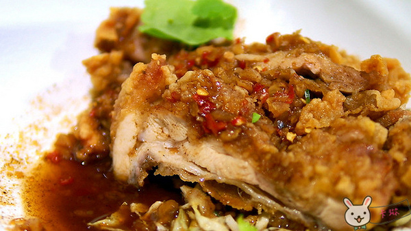 Lacuz 新泰食餐廳(台大公館店):【食記】《Lacuz 新泰食餐廳》泰式單點吃到飽