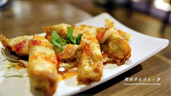 Lacuz 新泰食餐廳(台大公館店):【食記/台北市】平價泰式料理吃到飽♪♪Lacuz餐廳♪♪