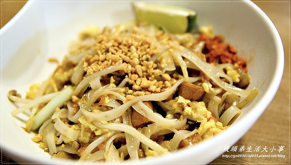 Lacuz 新泰食餐廳(台大公館店):【食記/台北市】平價泰式料理吃到飽♪♪Lacuz餐廳♪♪