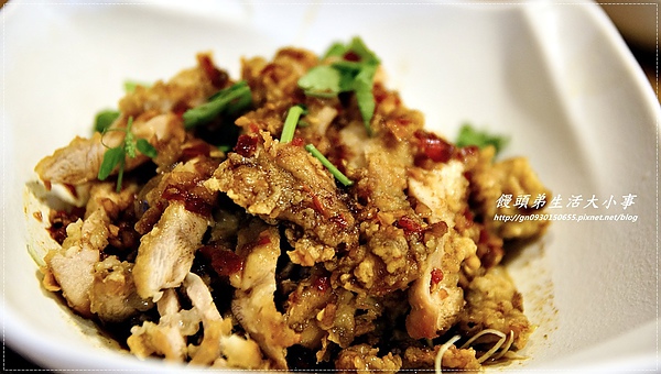 Lacuz 新泰食餐廳(台大公館店):【食記/台北市】平價泰式料理吃到飽♪♪Lacuz餐廳♪♪