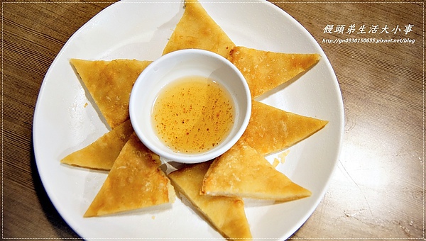 Lacuz 新泰食餐廳(台大公館店):【食記/台北市】平價泰式料理吃到飽♪♪Lacuz餐廳♪♪