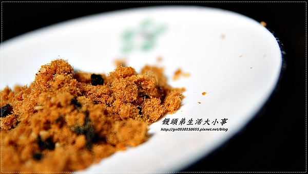 東港味益鮪魚鬆：【東港美食味益鮪魚鬆】創意海苔芝麻鮪魚鬆＆花殼脆鬆