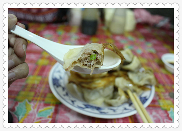 集成餐廳：到底誰才是阿兵哥的最愛呢？？？？ 金門美食大對決:集成鍋貼v.s成功鍋貼 part.1集成篇