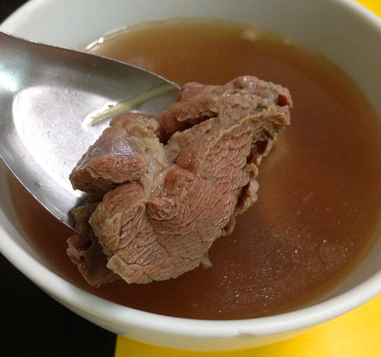 吳家牛肉湯：[台南]不用早起排隊也可以喝到美味的牛肉湯