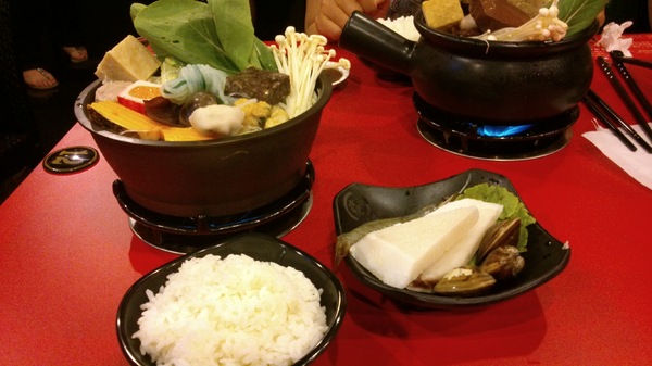 老先覺麻辣窯燒鍋(和美道周店)：新開幕，讓我等了1小時的〞老先覺〞火鍋店