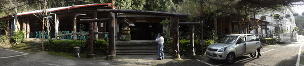 觀音山莊野菜料理：1020106[官本金文愛台灣]觀音山莊像在莊園博物館裡享受美食賞石賞魚賞花的好地方